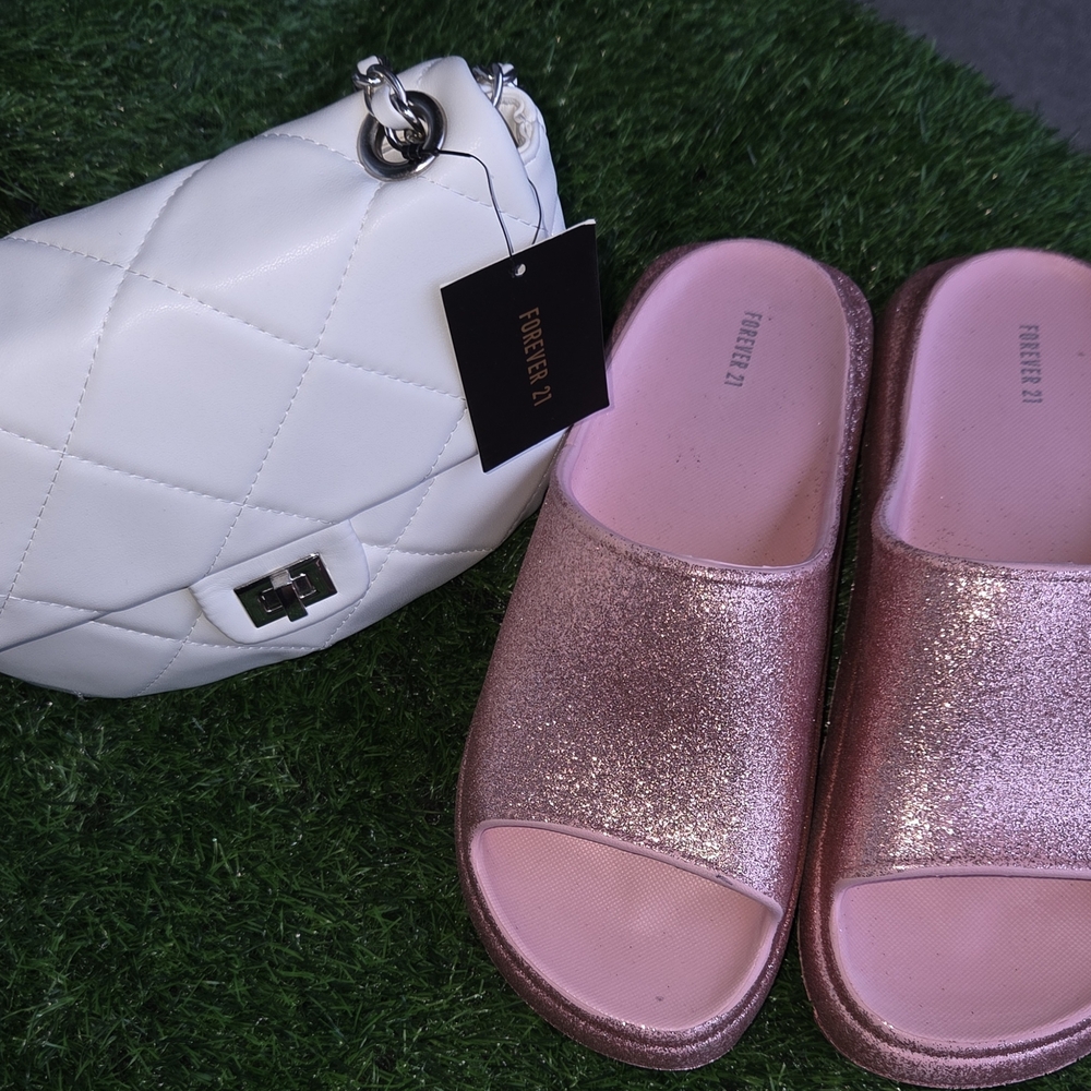 Combo Pink Glitter Slides and White Quilted Bag Forever 21 ,Size 9W - Picture 1 of 9